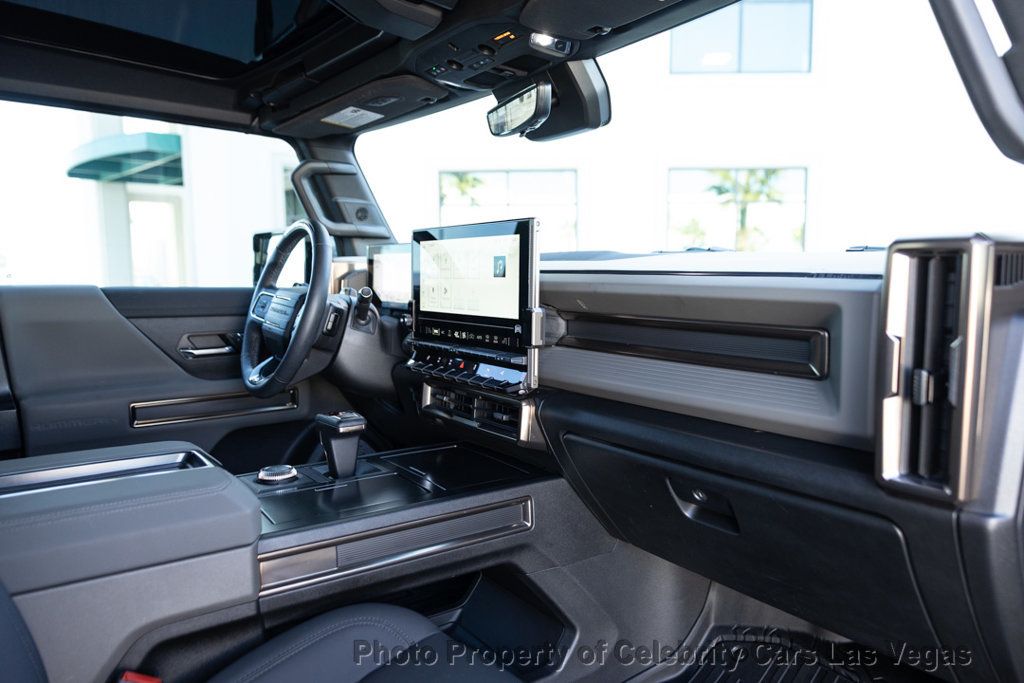 2025 GMC HUMMER EV Pickup 3x --- aMSRP of $104,650. - 22954722 - 38
