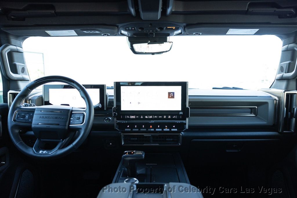 2025 GMC HUMMER EV Pickup 3x --- aMSRP of $104,650. - 22954722 - 46