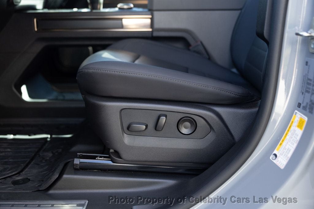 2025 GMC HUMMER EV Pickup 3x --- MSRP of $104,650. - 22954722 - 19