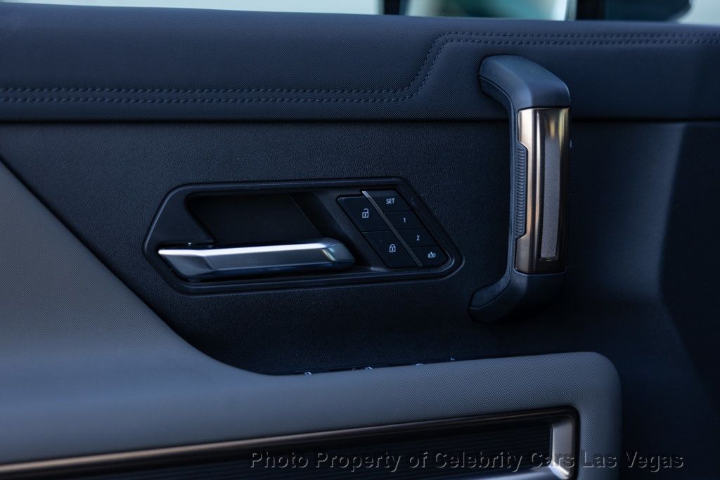 2025 GMC HUMMER EV Pickup 3x --- MSRP of $104,650. - 22954722 - 22