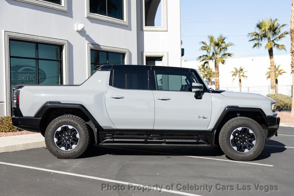 2025 GMC HUMMER EV Pickup 3x --- MSRP of $104,650. - 22954722 - 8