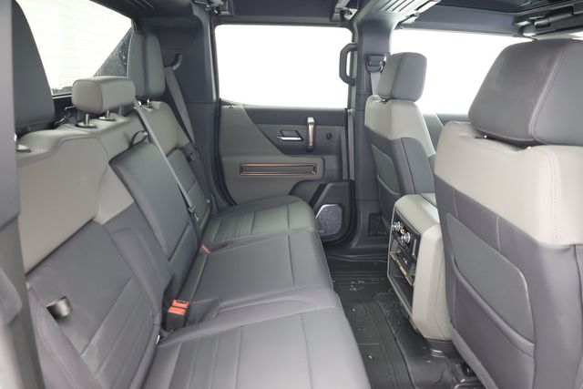 2025 GMC HUMMER EV Pickup e4WD Crew Cab 2X (570 horsepower) - 22960318 - 17