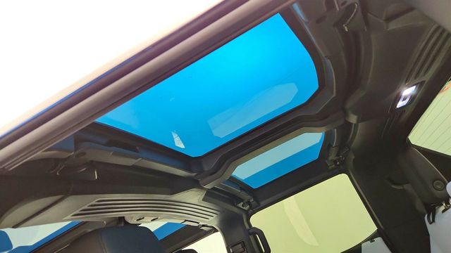 2025 GMC HUMMER EV Pickup e4WD Crew Cab 3X w/ 24-Module Ultium Battery & Illumination Pkg - 23082457 - 13