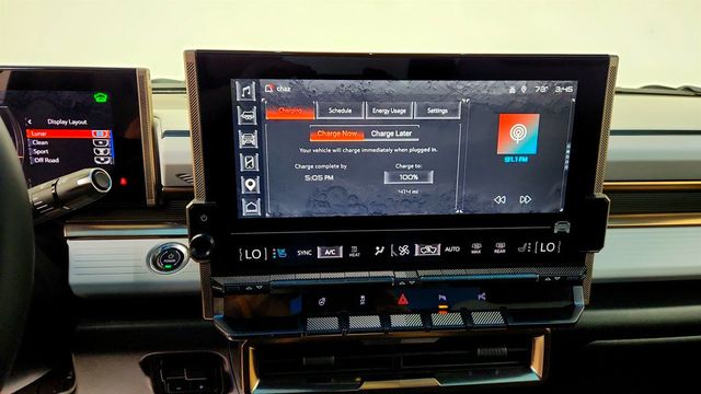 2025 GMC HUMMER EV Pickup e4WD Crew Cab 3X w/ 24-Module Ultium Battery & Illumination Pkg - 23082457 - 18