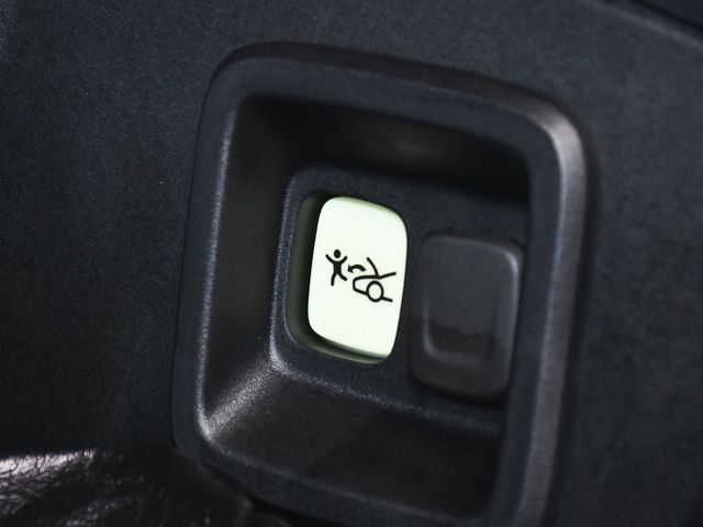 2025 GMC Hummer EV SUV 2X - 22966908 - 68