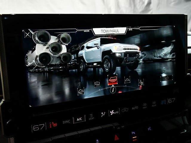2025 GMC Hummer EV SUV 2X - 23051381 - 37