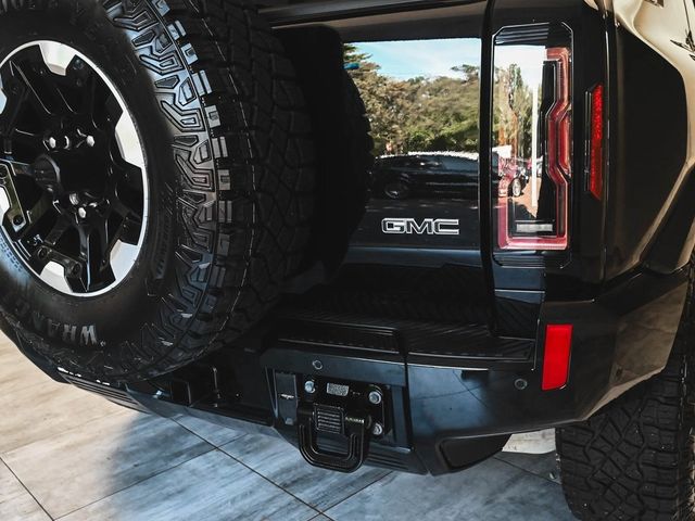 2025 GMC Hummer EV SUV 2X - 22948749 - 33