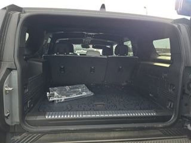 2025 GMC Hummer EV SUV 3X - 22953997 - 4