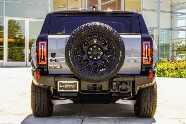 2025 GMC HUMMER EV SUV e4WD 4dr 2X - 23019661 - 11