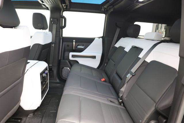2025 GMC HUMMER EV SUV e4WD 4dr 2X w/ Extreme Off-Road Package & Infinity Roof (570-hp) - 22959756 - 16