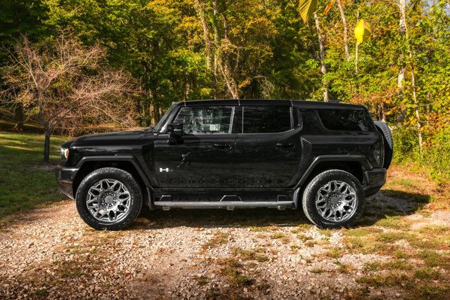2025 GMC HUMMER EV