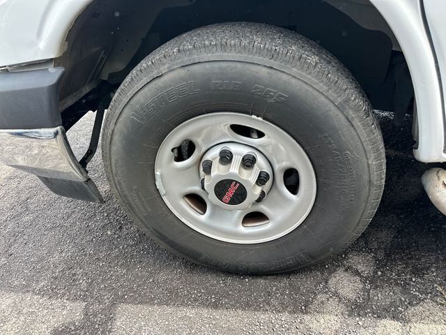 2025 GMC Savana Cargo Van RWD 2500 135" - 23059396 - 11