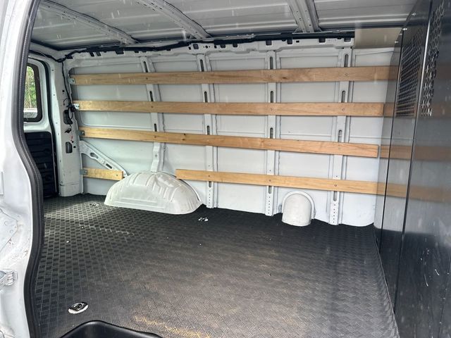 2025 GMC Savana Cargo Van RWD 2500 135" - 23059396 - 14