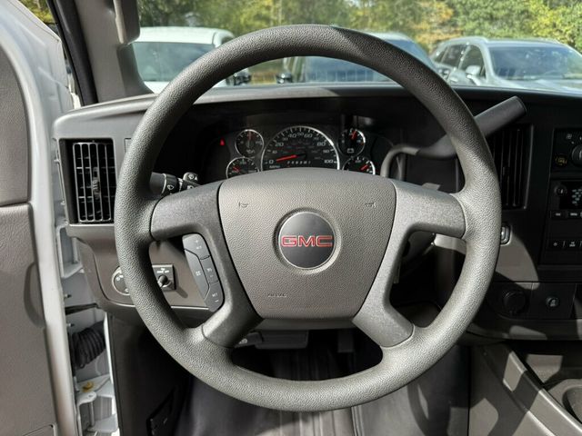 2025 GMC Savana Cargo Van RWD 2500 135" - 23101415 - 4