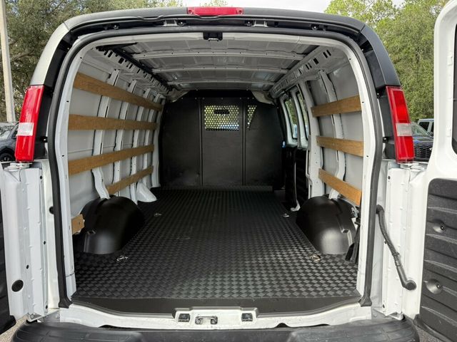 2025 GMC Savana Cargo Van RWD 2500 135" - 23101415 - 7