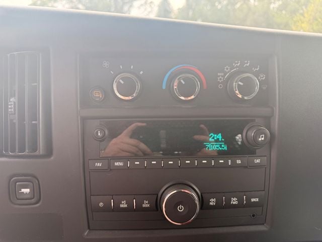 2025 GMC Savana Cargo Van SAVANA (WITH $990 IN PACKAGES!!!) - 23065175 - 3