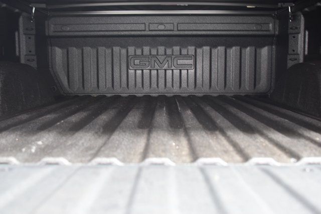 2025 GMC Sierra 1500 1500 CREW DENALI 4X4 * 6.2 V8 * LOADED * 1 OWNER - 22930173 - 19