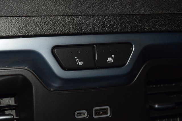 2025 GMC Sierra 1500 1500 CREW DENALI 4X4 * 6.2 V8 * LOADED * 1 OWNER - 22930173 - 40