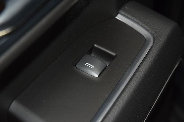 2025 GMC Sierra 1500 1500 CREW DENALI 4X4 * 6.2 V8 * LOADED * 1 OWNER - 22930173 - 43