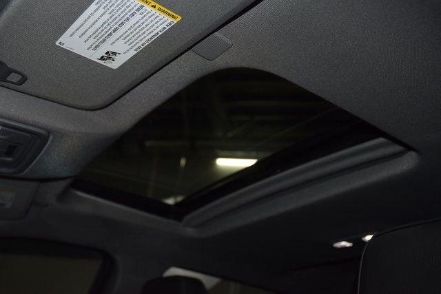 2025 GMC Sierra 1500 1500 CREW DENALI 4X4 * 6.2 V8 * LOADED * 1 OWNER - 22930173 - 48