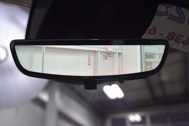 2025 GMC Sierra 1500 1500 CREW DENALI 4X4 * 6.2 V8 * LOADED * 1 OWNER - 22930173 - 50