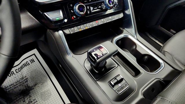 2025 GMC Sierra 1500 2WD Crew Cab 147'' Denali (11,200-lb. max towing) - 22985880 - 33