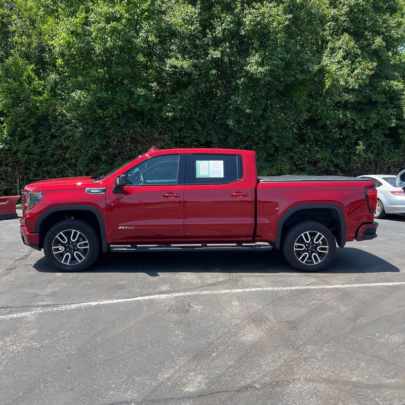2025 GMC Sierra 1500 4WD Crew Cab 147" AT4 - 23035768 - 5