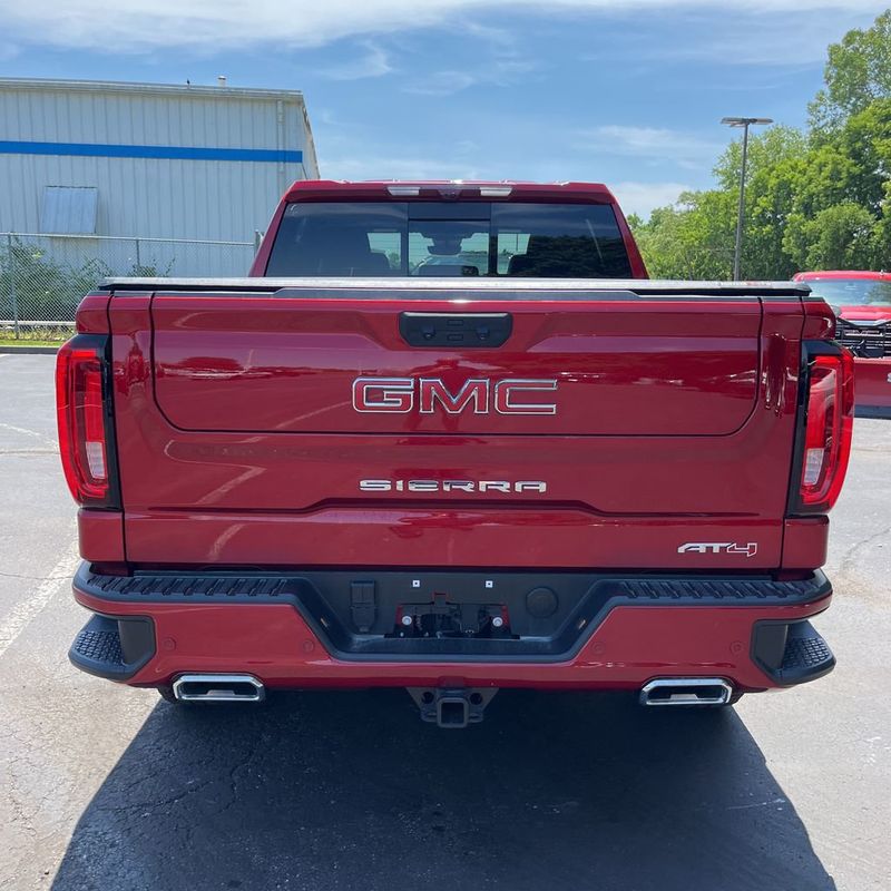 2025 GMC Sierra 1500 4WD Crew Cab 147" AT4 - 23035768 - 8
