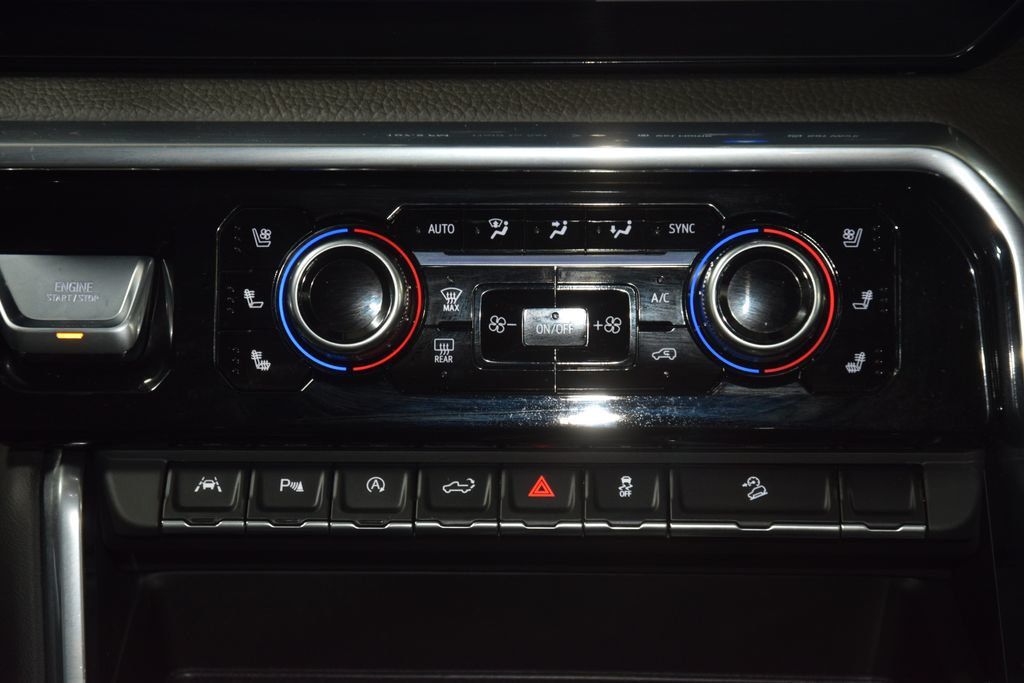2025 GMC Sierra 1500 4WD Crew Cab 147" Denali - 23046183 - 33