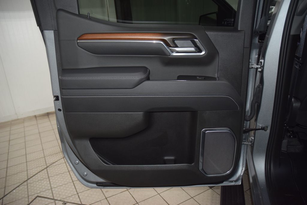 2025 GMC Sierra 1500 4WD Crew Cab 147" Denali - 23046183 - 48