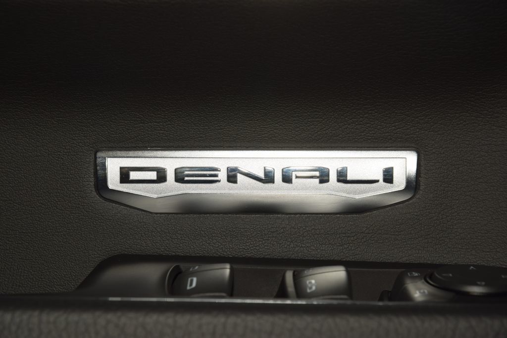 2025 GMC Sierra 1500 4WD Crew Cab 147" Denali - 23046183 - 52