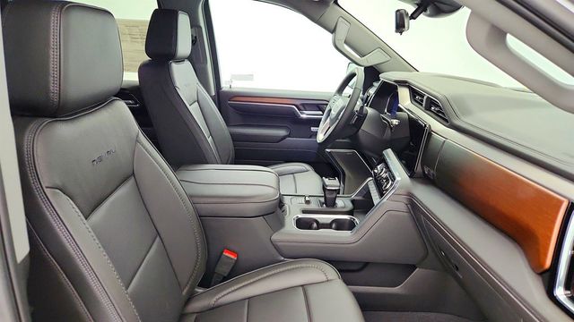 2025 GMC Sierra 1500 4WD Crew Cab 147 Denali with Reserve Package & 6.2L V8 - 22983845 - 22