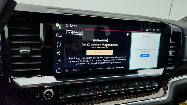 2025 GMC Sierra 1500 4WD Crew Cab 147'' Elevation (3SB) with 6'' Black Assist Steps - 22954558 - 17