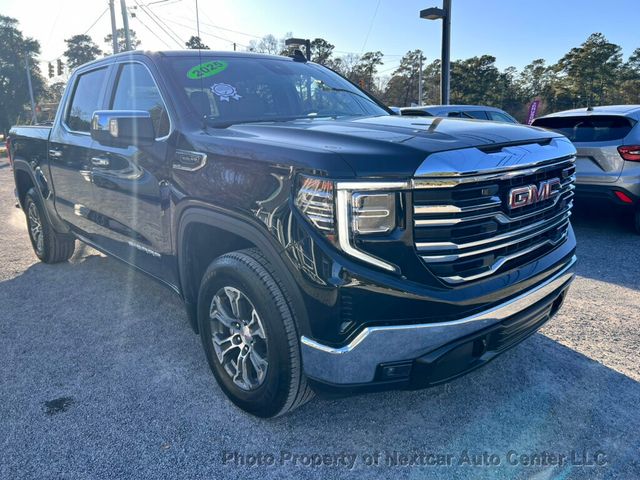 2025 GMC Sierra 1500 SLT's photo