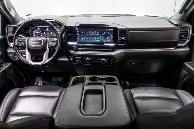 2025 GMC Sierra 4WD Crew Cab Short Box SLT's photo