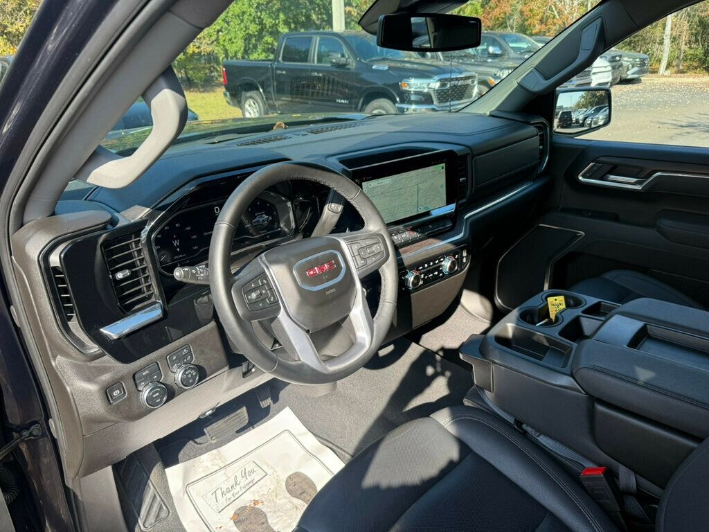 2025 Gmc Sierra 1500 SLT photo 3