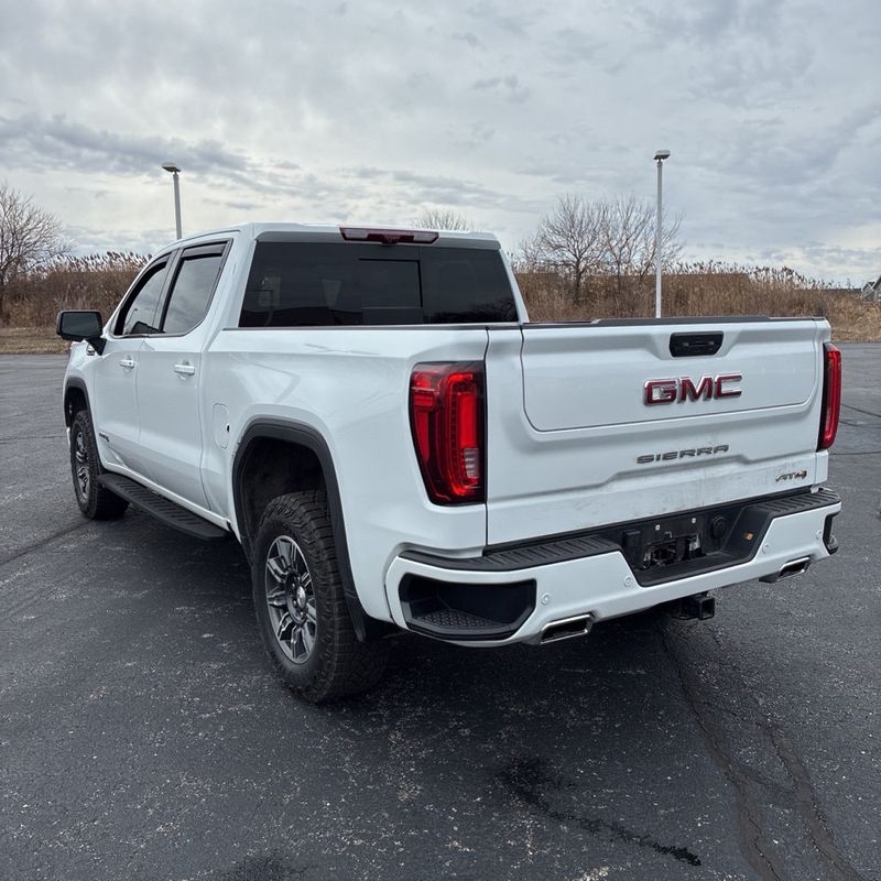 2025 GMC Sierra 1500 AT4 - 22972466 - 4