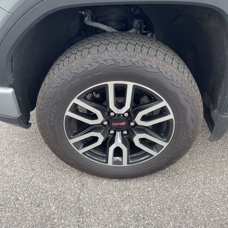2025 GMC Sierra 1500 AT4 - 23008277 - 14