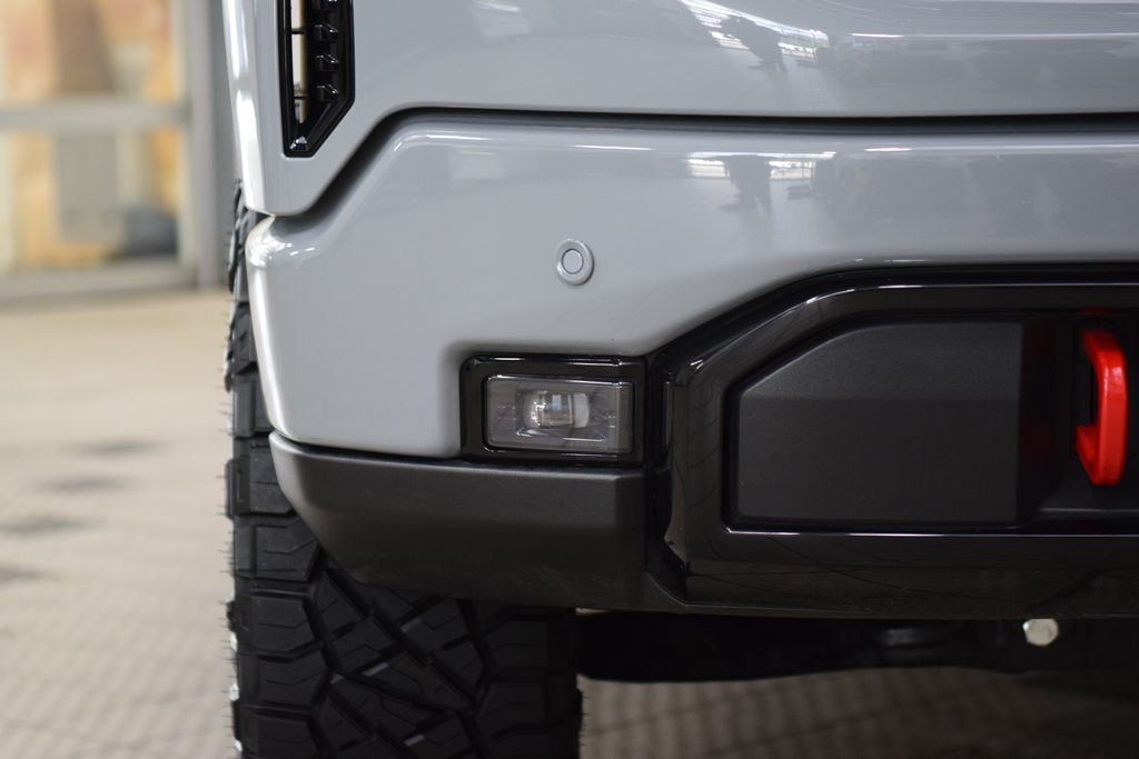 2025 GMC Sierra 1500 AT4 Premium CarbonPro w/ Technology Package Lifted - 23052095 - 11