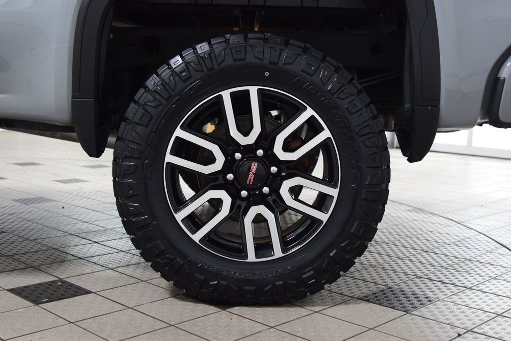 2025 GMC Sierra 1500 AT4 Premium CarbonPro w/ Technology Package Lifted - 23052095 - 25
