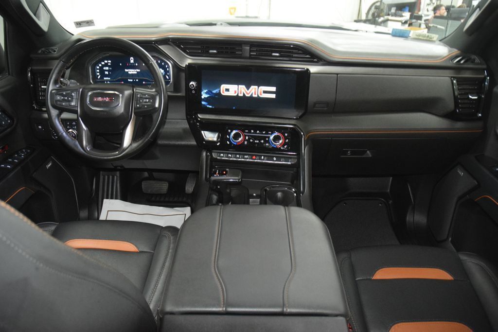 2025 GMC Sierra 1500 AT4 Premium CarbonPro w/ Technology Package Lifted - 23052095 - 29