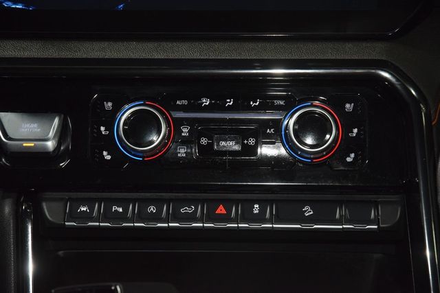 2025 GMC Sierra 1500 AT4 Premium CarbonPro w/ Technology Package Lifted - 23052095 - 31