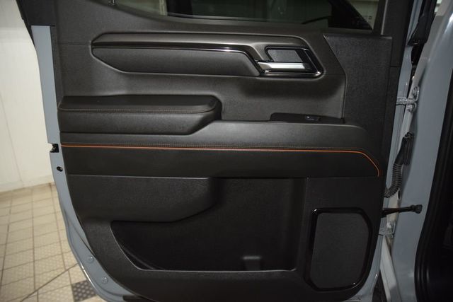2025 GMC Sierra 1500 AT4 Premium CarbonPro w/ Technology Package Lifted - 23052095 - 46