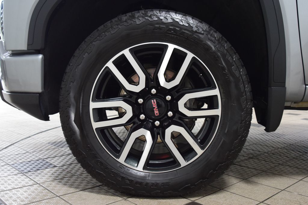 2025 GMC Sierra 1500 AT4 Premium Plus  - 23008277 - 18