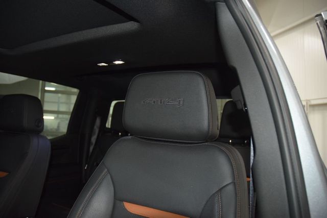 2025 GMC Sierra 1500 AT4 Premium Plus  - 23008277 - 33