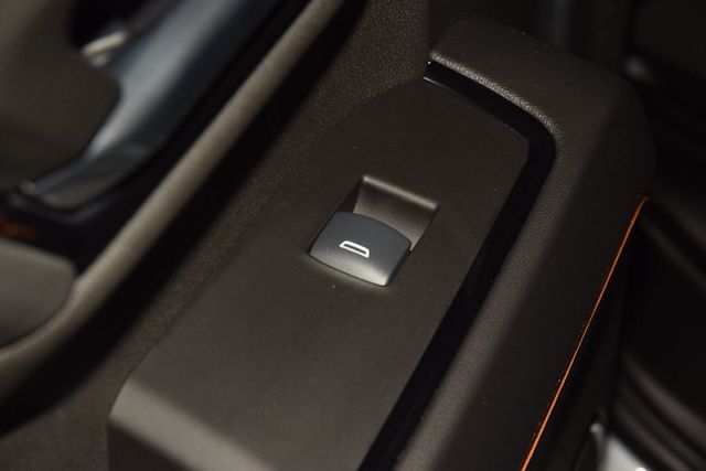 2025 GMC Sierra 1500 AT4 Premium Plus  - 23008277 - 36