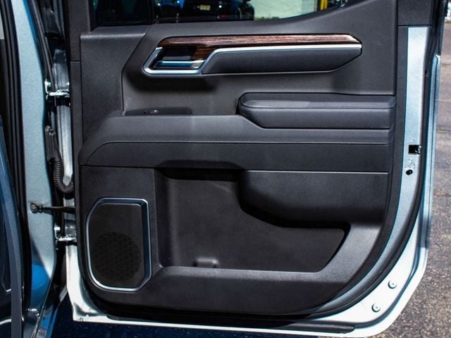 2025 GMC Sierra 1500 Elevation - 23077232 - 11