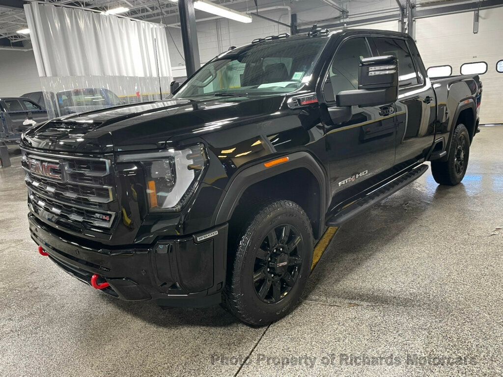 2025 GMC Sierra 2500HD 4WD Crew Cab 159" AT4 - 22945960 - 4