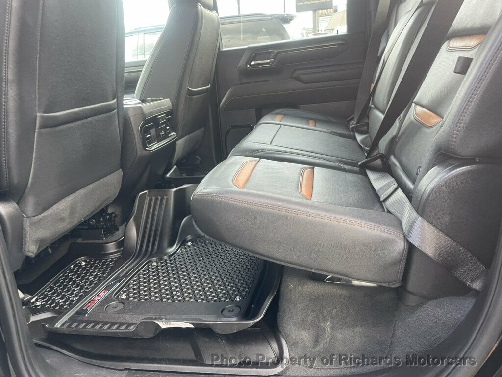 2025 GMC Sierra 2500HD 4WD Crew Cab 159" AT4 - 23072045 - 19