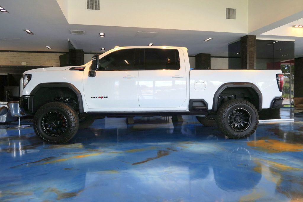 2025 GMC Sierra 2500HD 4WD Crew Cab 159" AT4X - 23025500 - 10